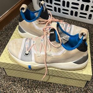 Nike Kobe as moon particle